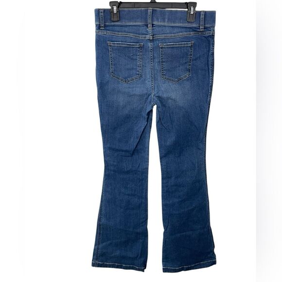 SPANX Flare Jeans in Vintage Indigo Blue Size LARGE Denim 20456R Pull On - Picture 2 of 8